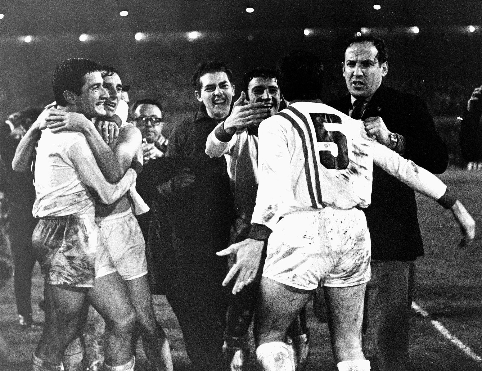 Como a Copa Intercontinental de 1968 se transformou em um pesadelo para o Man Utd e deu continuidade à rivalidade Inglaterra x Argentina