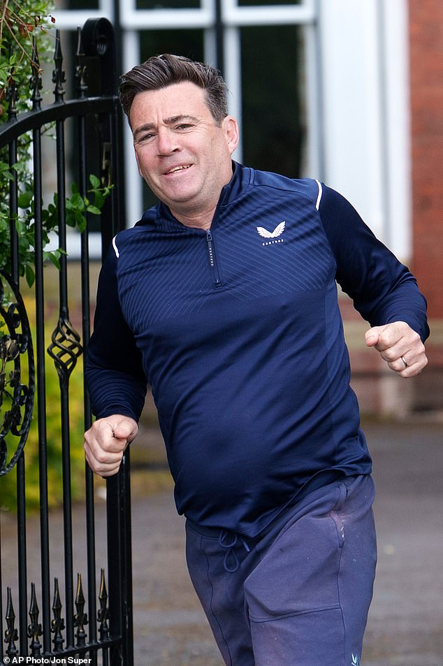 Se correr queima centenas de calorias por sessão, por que tantos corredores dedicados, como Burnham, ainda lutam para mudar a “barriga de pai”?