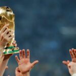 Como um escultor italiano criou o icônico troféu da Copa do Mundo