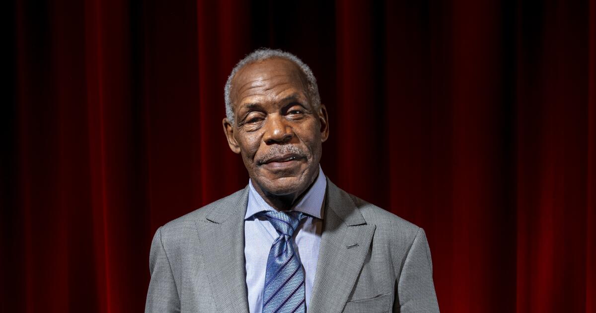 Danny Glover revela diagnóstico de Alzheimer e diz que a família o protege