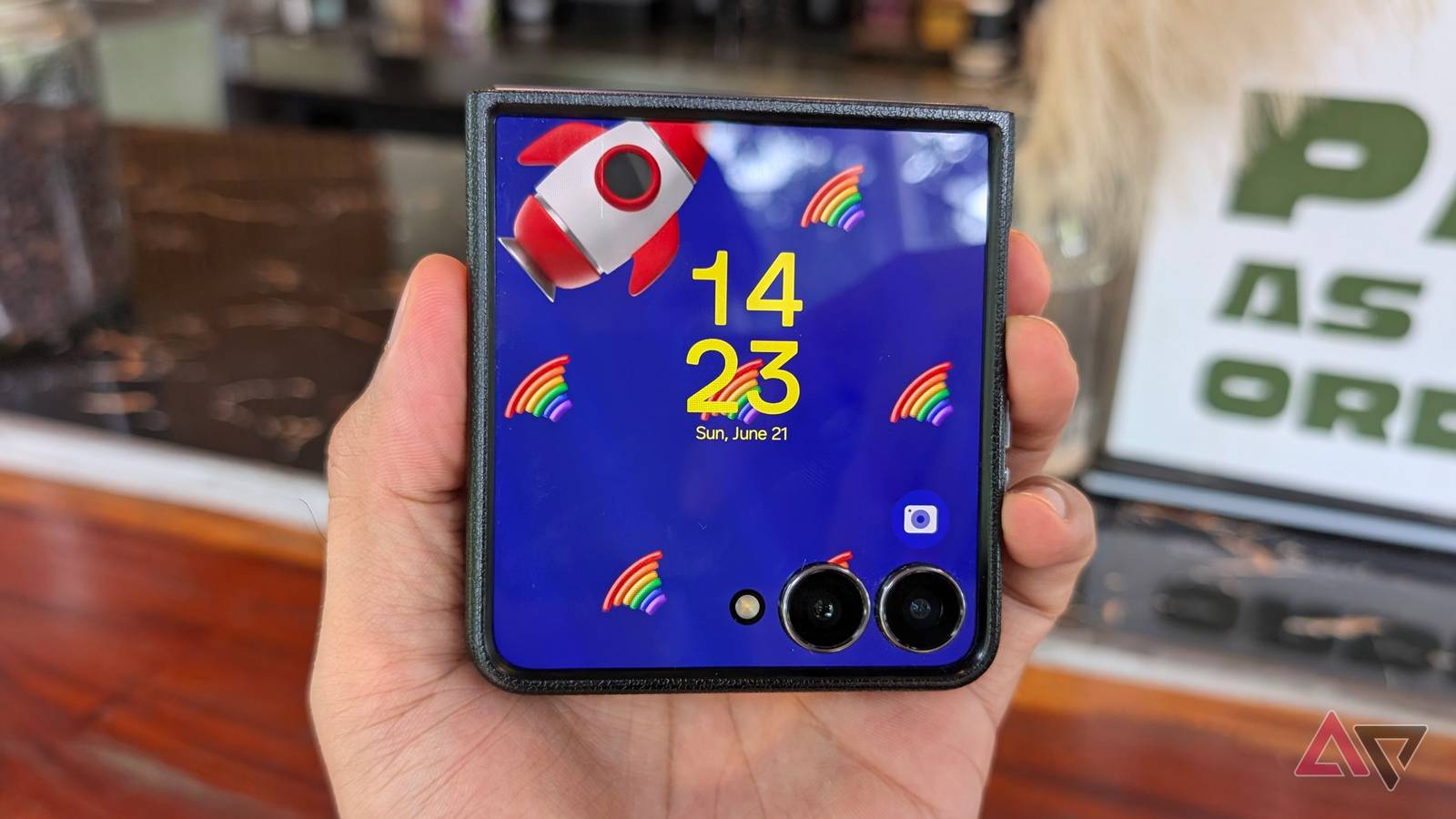samsung-galaxy-z-flip-7-tenda-herói