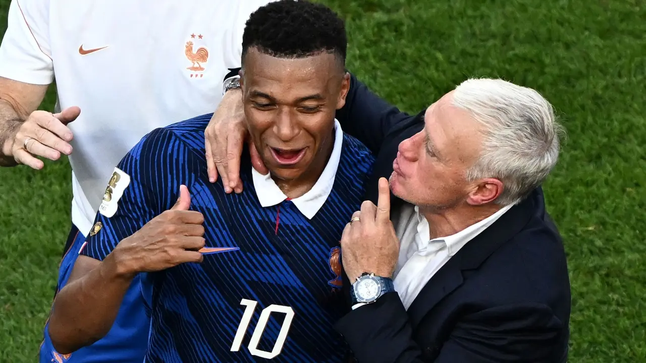 Deschamps admite que nem França nem Inglaterra querem disputar o terceiro lugar