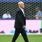 Deschamps assume responsabilidade por primeiro tempo inaceitável no último jogo no comando da França