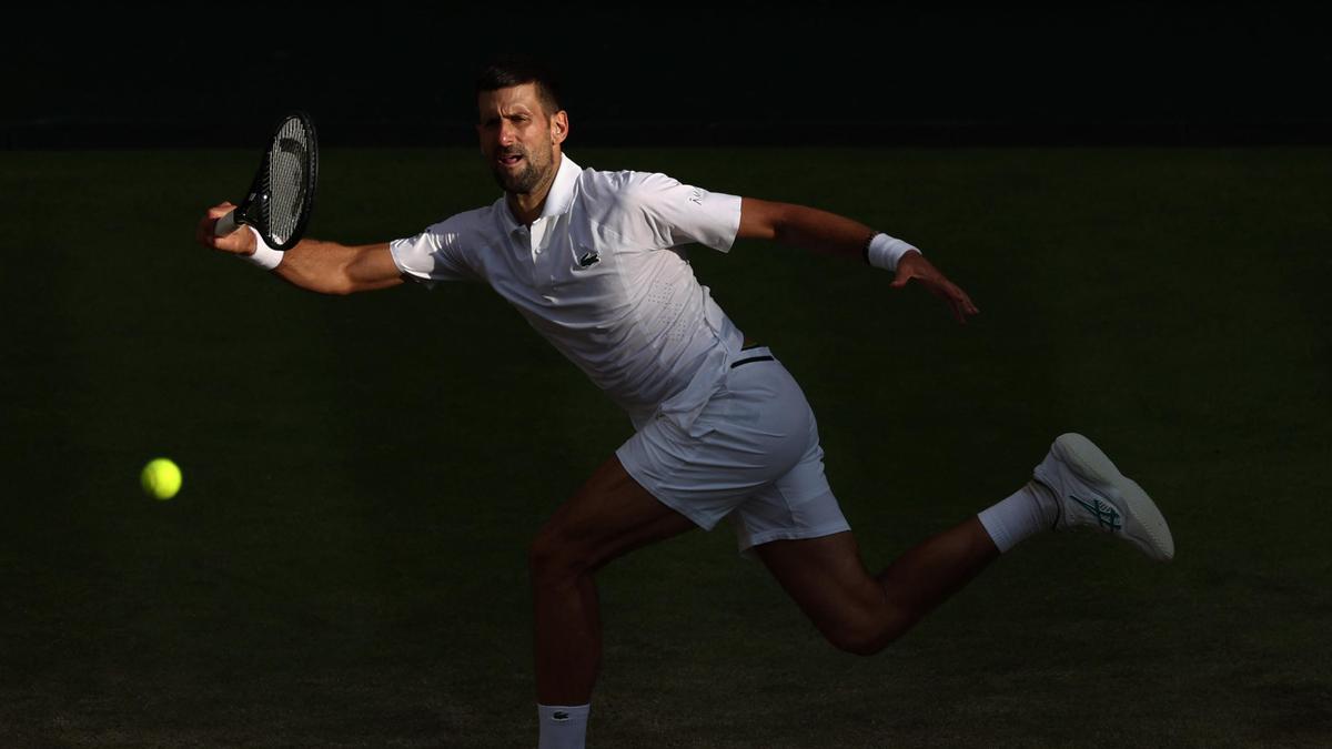 Djokovic deixa de lado a conversa sobre aposentadoria após derrota em Wimbledon para Sinner