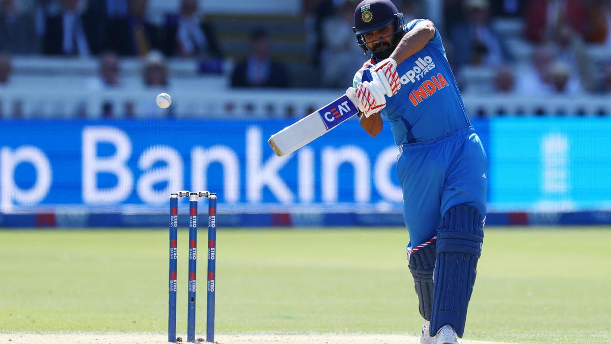 ENG vs IND 3º ODI, placar ao vivo: Índia 149/1 (25); Gill cai para 77; Rohit, Kohli na dobra