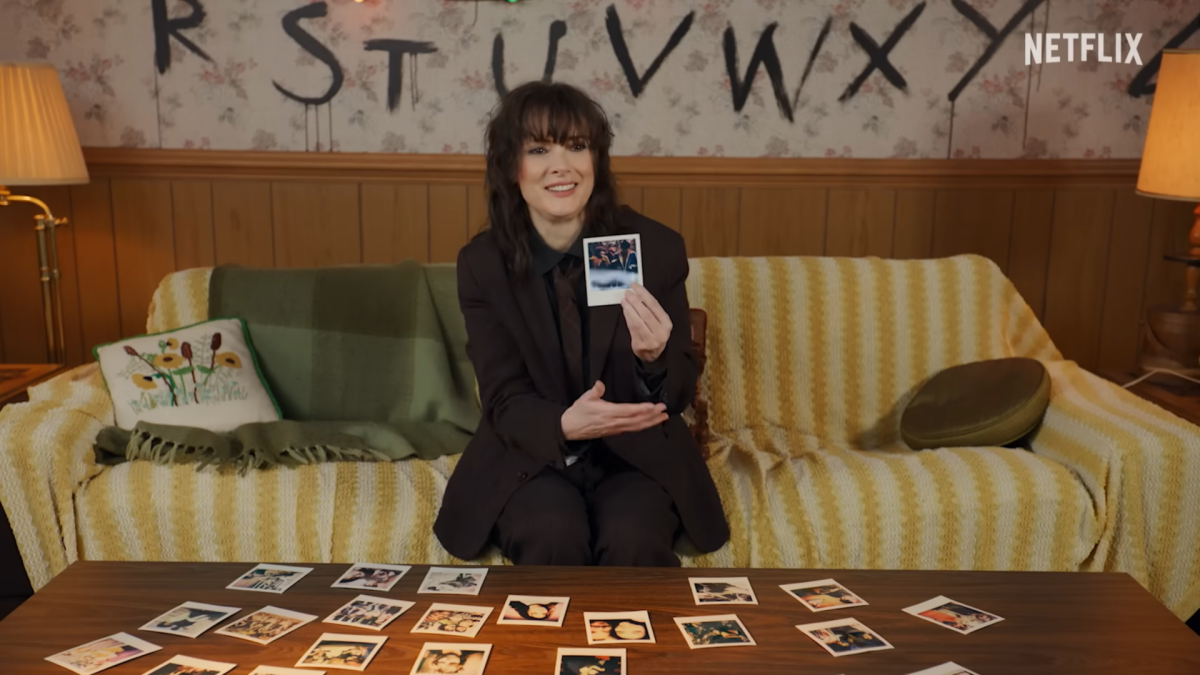 Elenco de Stranger Things compartilha histórias dos bastidores no 10º aniversário
