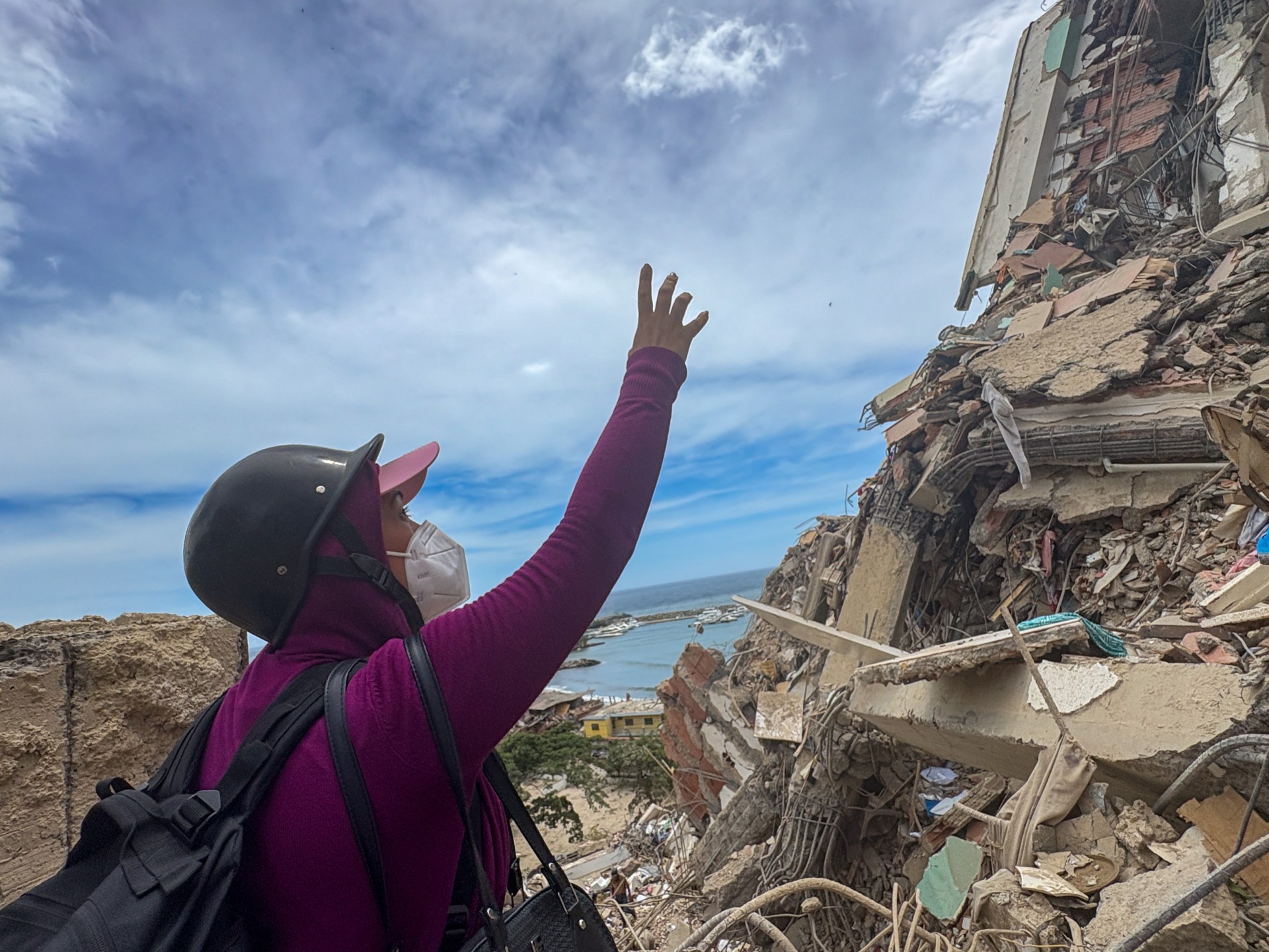 Enquanto a Venezuela responde à devastação do terremoto, voluntários assumem o comando