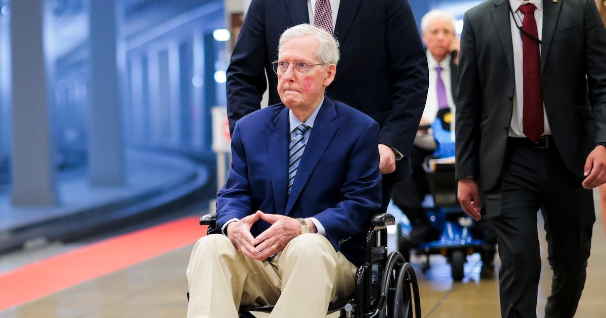 GettyImages-2272632825mitchmcconnellhealthupdate.jpg