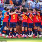 A Espanha venceu a Copa do Mundo depois de uma vitória merecida por 1 a 0 sobre a Argentina na noite de domingo