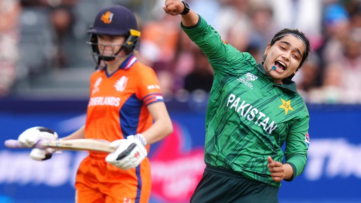 Fatima Sana vai pular o Sri Lanka T20Is para jogar The Hundred: relatórios