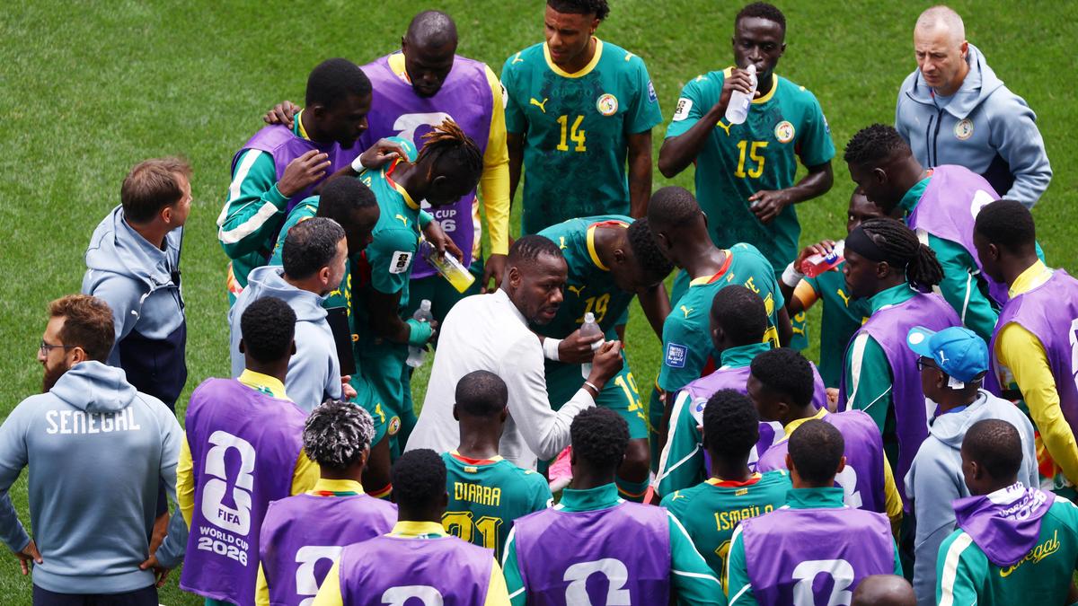 Federação Senegalesa diz que exigências salariais de Thiaw causaram queda na Copa do Mundo da FIFA
