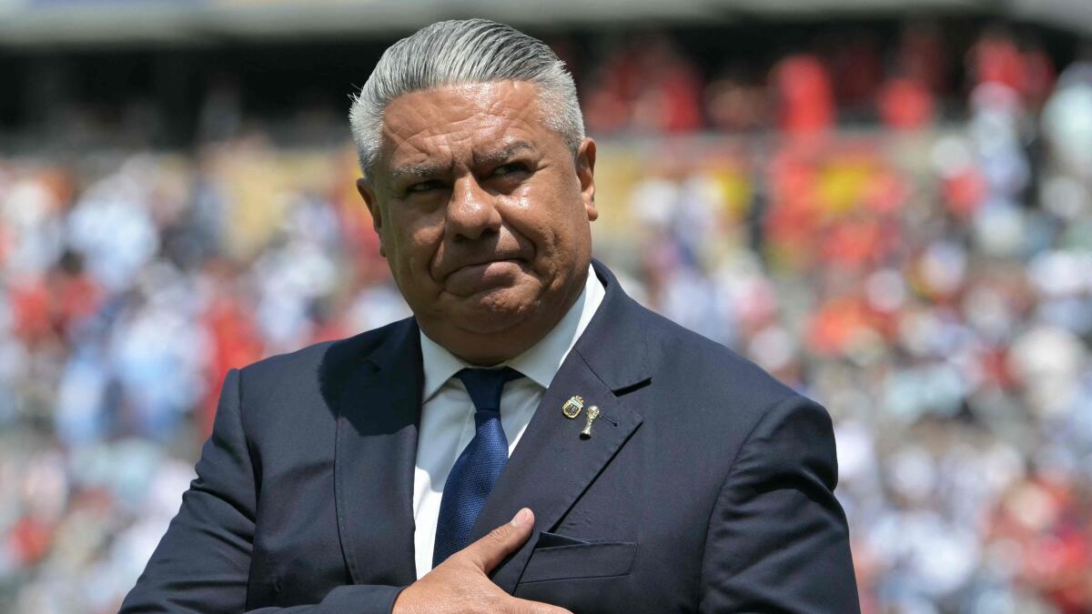 Federação argentina de futebol nega que seu presidente Tapia tenha sido convocado pelos tribunais dos EUA
