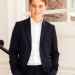 O Príncipe George comemorou sua adolescência com um novo retrato oficial tirado pelo fotógrafo real Matt Porteous