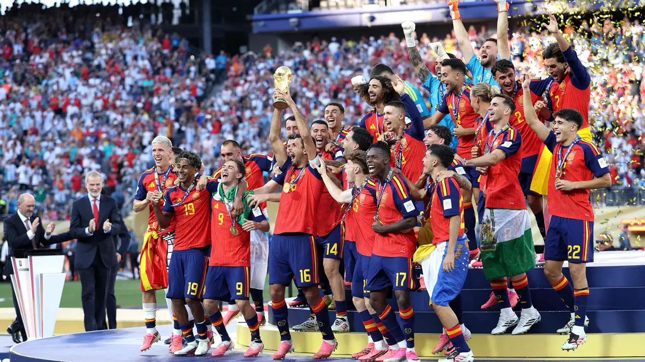 Ferran Torres leva a Espanha à vitória por 1 a 0 na prorrogação da Copa do Mundo sobre a Argentina