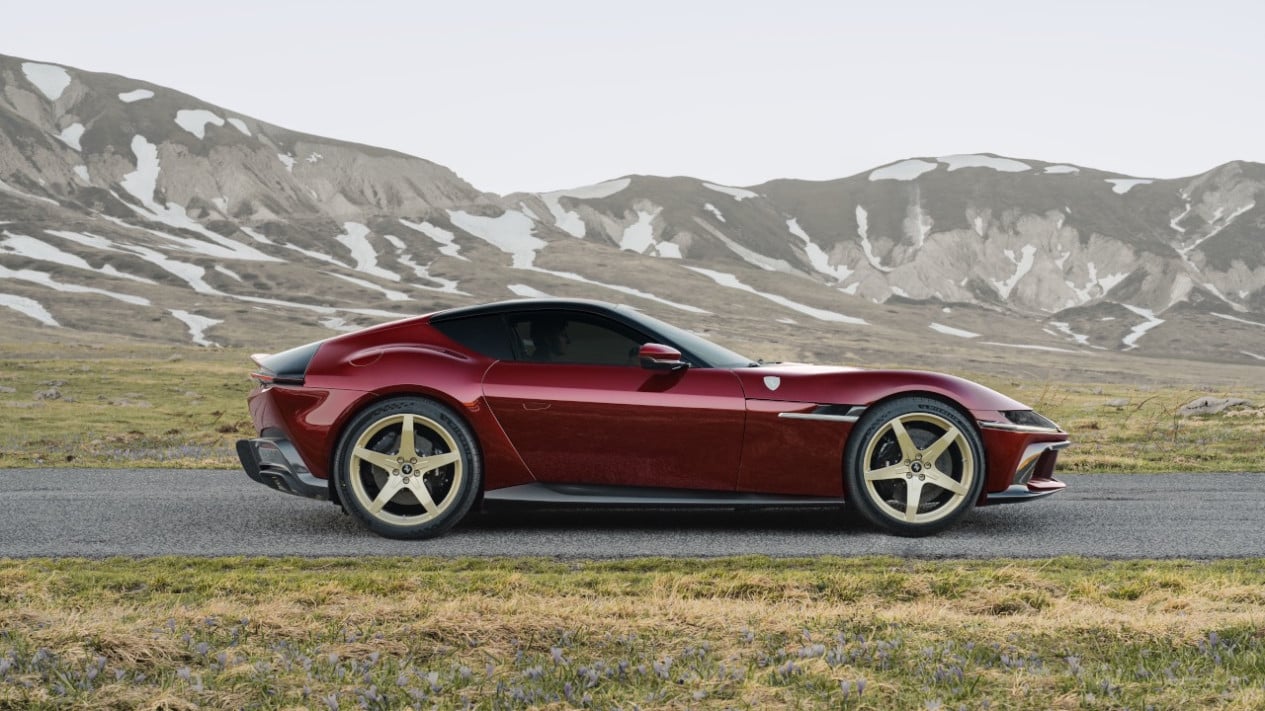 Ferrari Hidupkan Lagi Transmisi Manual da Era Mobil Super Modern