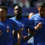 França x Paraguai - oitavas de final da Copa do Mundo AO VIVO: Underdogs procuram reivindicar OUTRO grande couro cabeludo depois de mandar a Alemanha para casa enquanto os europeus tentam garantir o confronto das quartas de final com o Marrocos