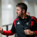 Há um garoto-prodígio de £ 100 milhões que o Man Utd deveria quebrar sua estratégia e gastar - e ele não é meio-campista