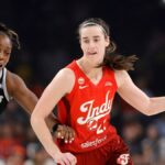 História da WNBA: Caitlin Clark entra no livro dos recordes com 45 pontos e 10 assistências