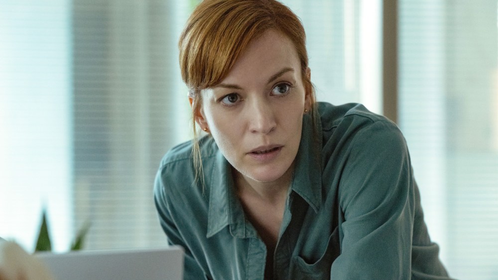 'I Will Find You' estrela Britt Lower em 'Spidey Sense' de Rachel e por que (SPOILER) como o vilão assassino foi o 'elenco perfeito'