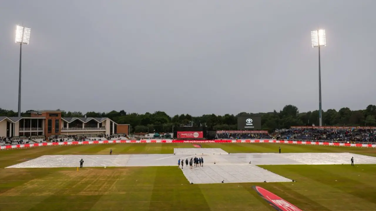 IND vs ENG 1º T20I: Partida abandonada devido à chuva persistente em Chester-Le-Street