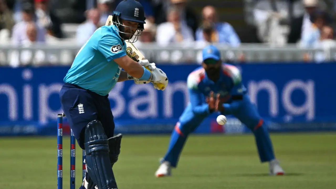 IND vs ENG 3º ODI: Inglaterra marca 58/0 após 10 saldos contra a Índia