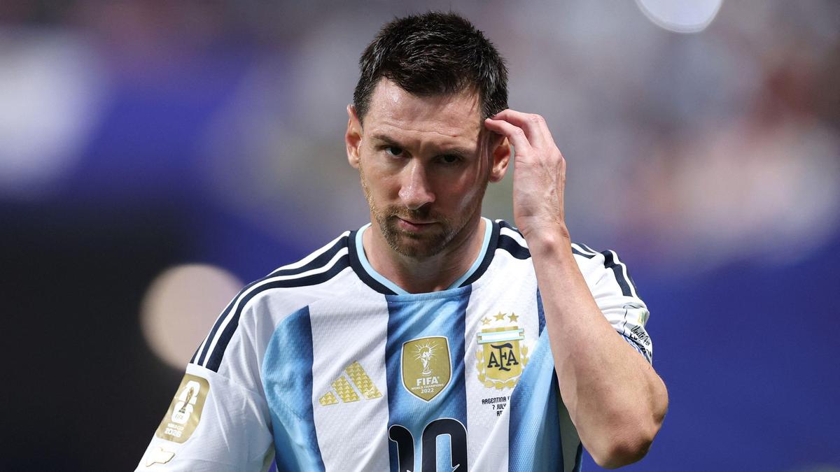 Inglaterra x Argentina, semifinal da Copa do Mundo FIFA AO VIVO: escalações ENG x ARG; Messi e Julian Alvarez iniciam