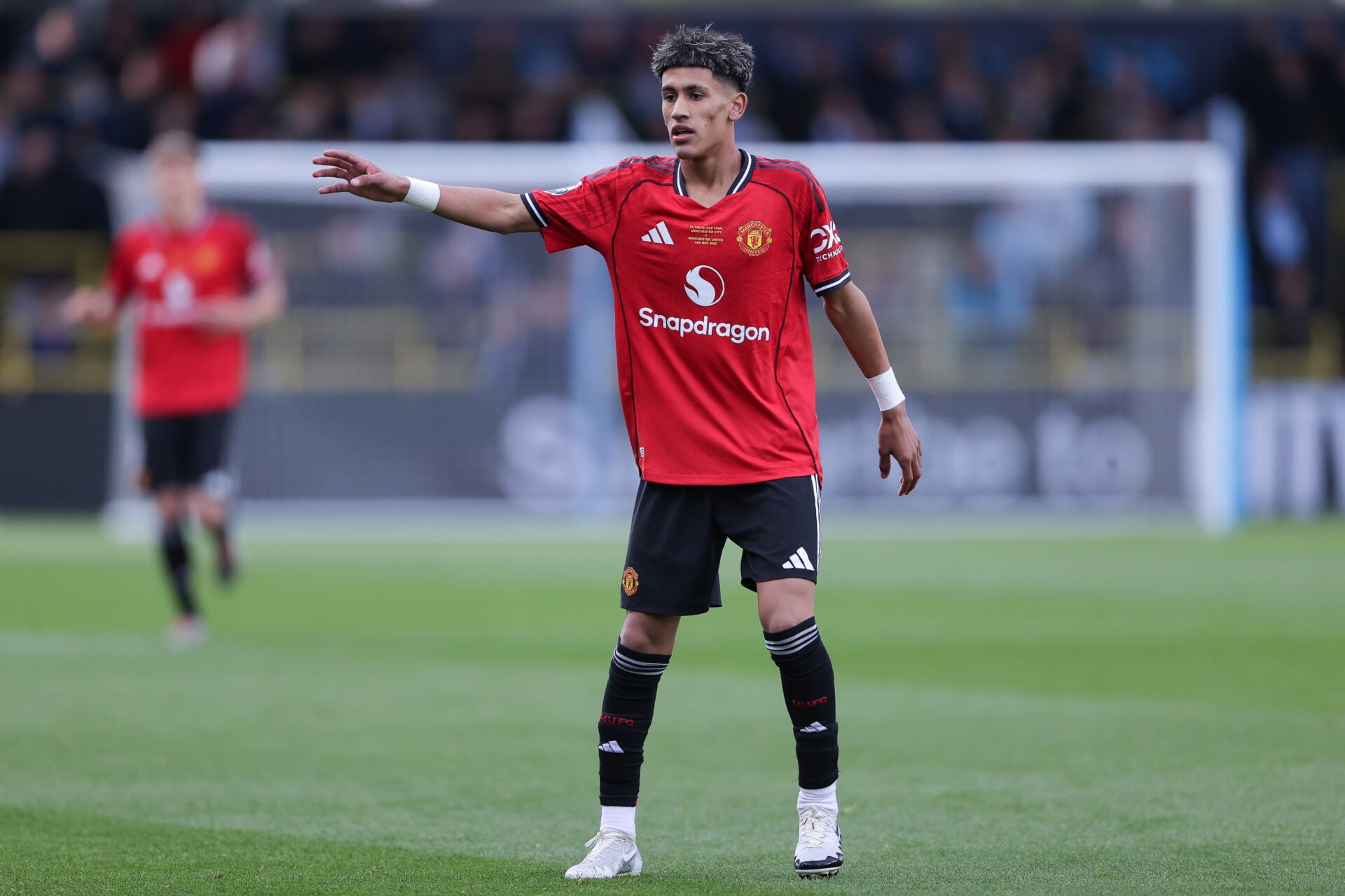 JJ Gabriel perdeu Man Utd x Wrexham, mas Carrick nem mesmo jogou contra dois garotos-prodígios mais emocionantes