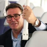 Como secretário da saúde de Gordon Brown na década de 2000, Burnham propôs arrecadar bilhões para a saúde, impondo um imposto sobre herança de taxa fixa de 10%, escreve John O'Connell.