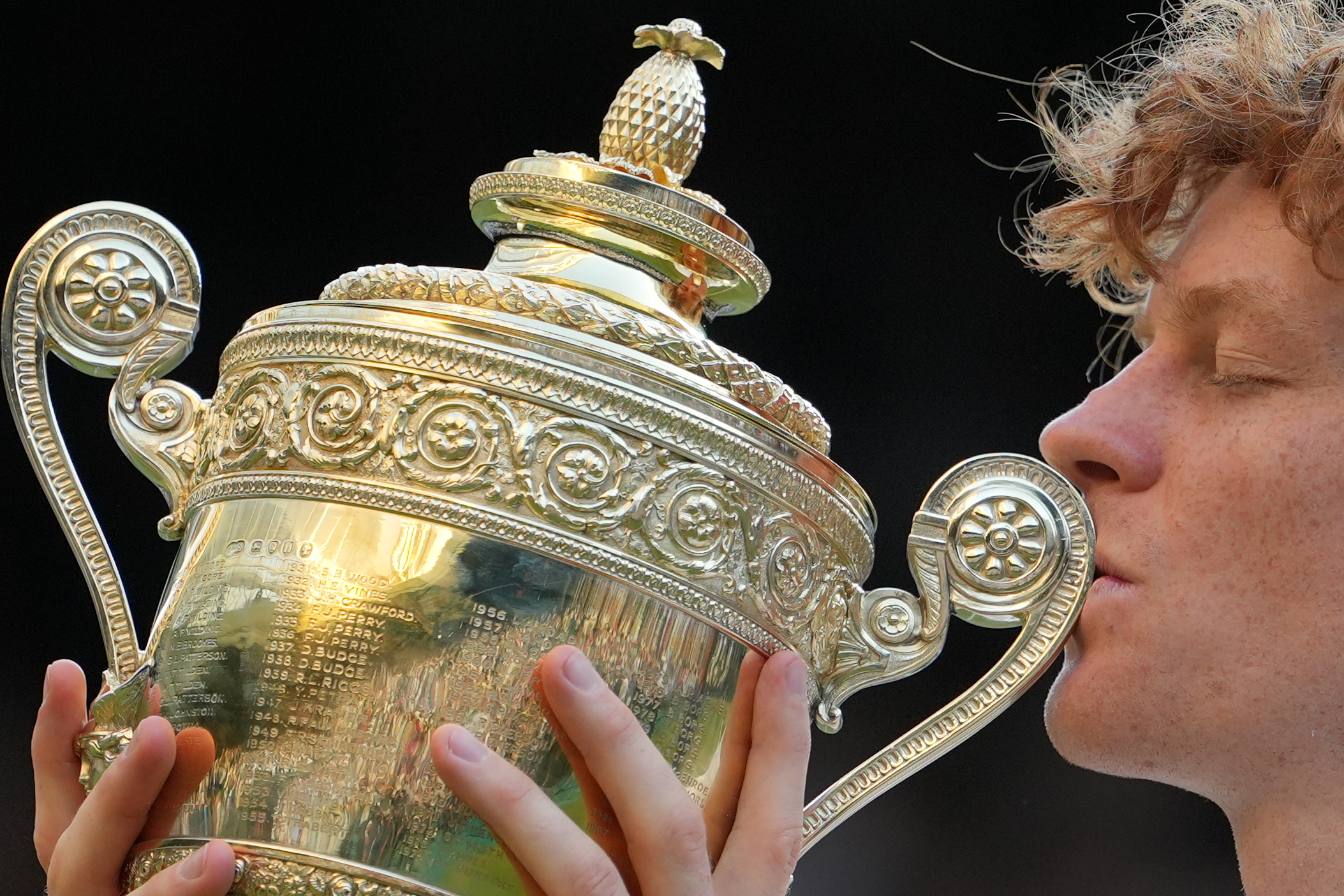 Jannik Sinner vence Wimbledon 2026 contra Alexander Zverev na final