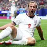 Kane dá menção especial a Messi e Ronaldo após vitória icônica sobre a República Democrática do Congo