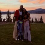 Kim Kardashian e Lewis Hamilton Pack no PDA, compartilhe um beijo no oceano Malibu