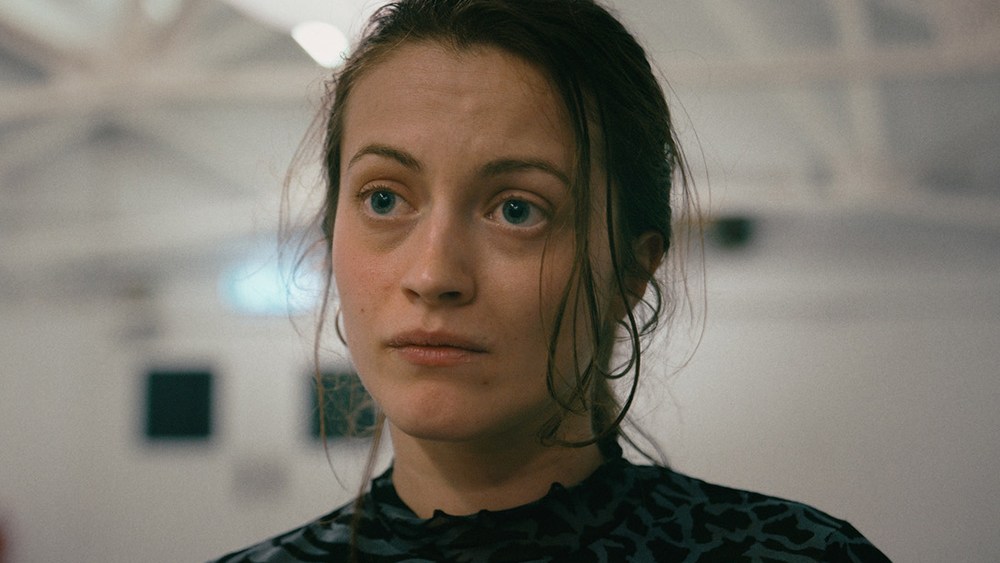 Lauren McQueen liderará o drama psicológico britânico de Michael J. Long, 'Crack'd' (EXCLUSIVO)