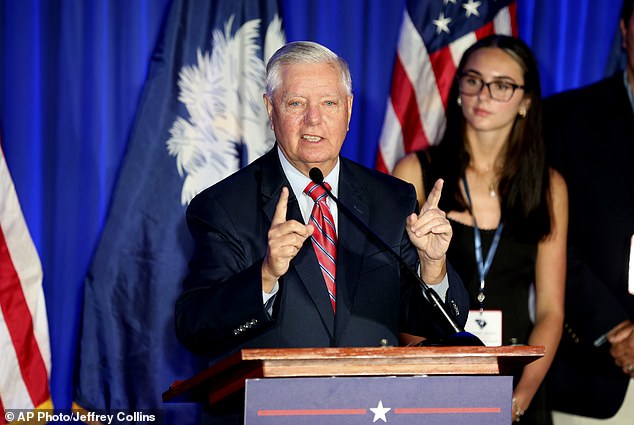 A senadora dos EUA Lindsey Graham morreu aos 71 anos de uma 'doença breve e súbita'