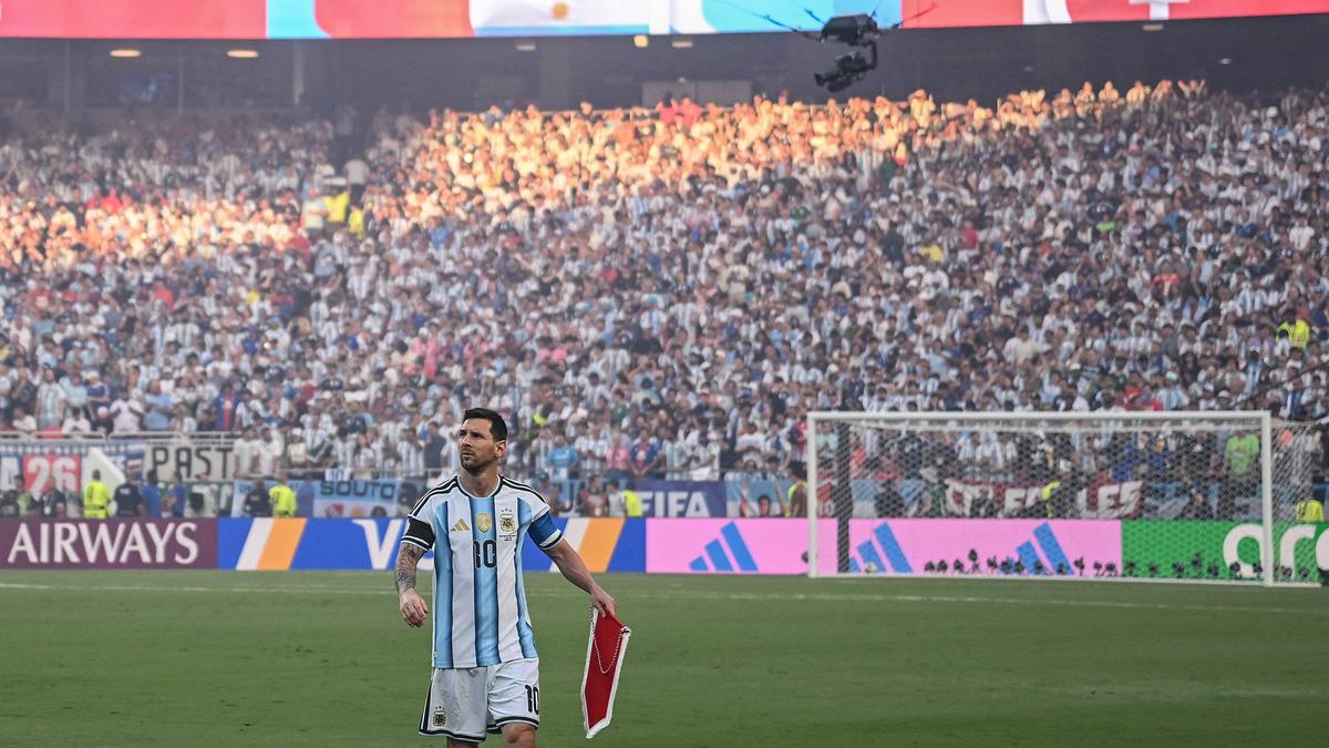 Lionel Messi se prepara para o tão esperado primeiro confronto da Inglaterra na semifinal da Copa do Mundo FIFA de 2026