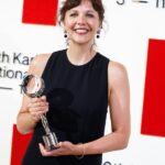 Maggie Gyllenhaal sobre a subversão dos estereótipos femininos e por que ela nunca se propôs a quebrar tabus: 'Estou apenas tentando abrir espaço para que minha própria experiência seja expressada'