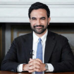 O prefeito da cidade de Nova York, Zohran Mamdani, faz um discurso para marcar o 250º aniversário dos Estados Unidos da América na Prefeitura de Nova York, NY, EUA, em 3 de julho de 2026.