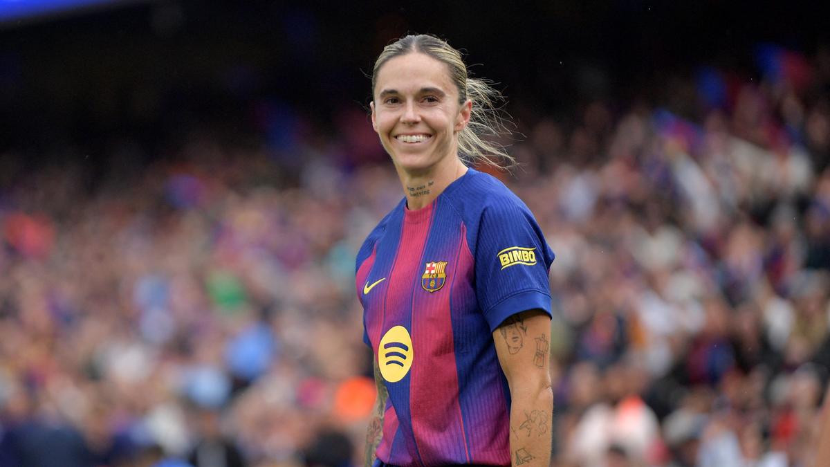 Mapi Leon assina com London City Lionesses em contrato de três anos