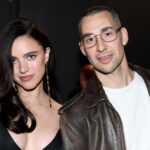 Um representante de Margaret Qualley disse em comunicado que os rumores sobre a separação da dupla são