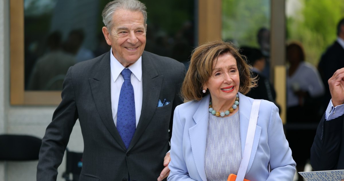 Jill Biden diz que o marido Joe Biden se reconciliou com Nancy Pelosi no funeral de Tatiana Schlossberg