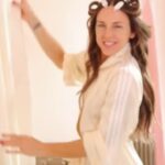 Melanie C deu uma olhada nos bastidores de seu casamento mágico com o modelo australiano Chris Dingwall em um vídeo compartilhado na Vogue na terça-feira.