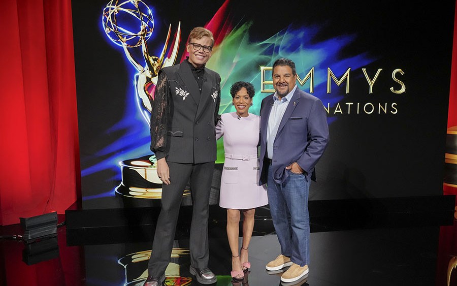 Mesa redonda de indicações ao Emmy: 'The Pitt' e 'Hacks' dominam, mas 'Widow's Bay' e 'Pluribus' estão esperando nos bastidores