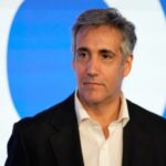Michael Cohen diz que uma mensagem inesperada restaurou seu relacionamento com Trump