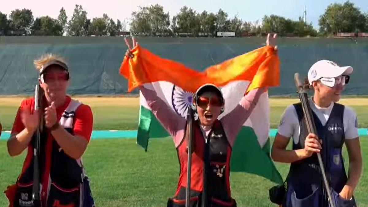 Neeru Dhanda ganha ouro no trap feminino na Copa do Mundo ISSF em Lonato