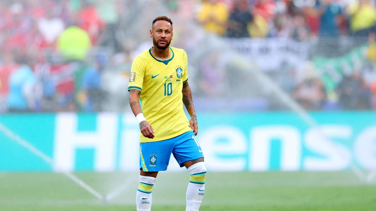 Neymar anuncia aposentadoria do futebol internacional