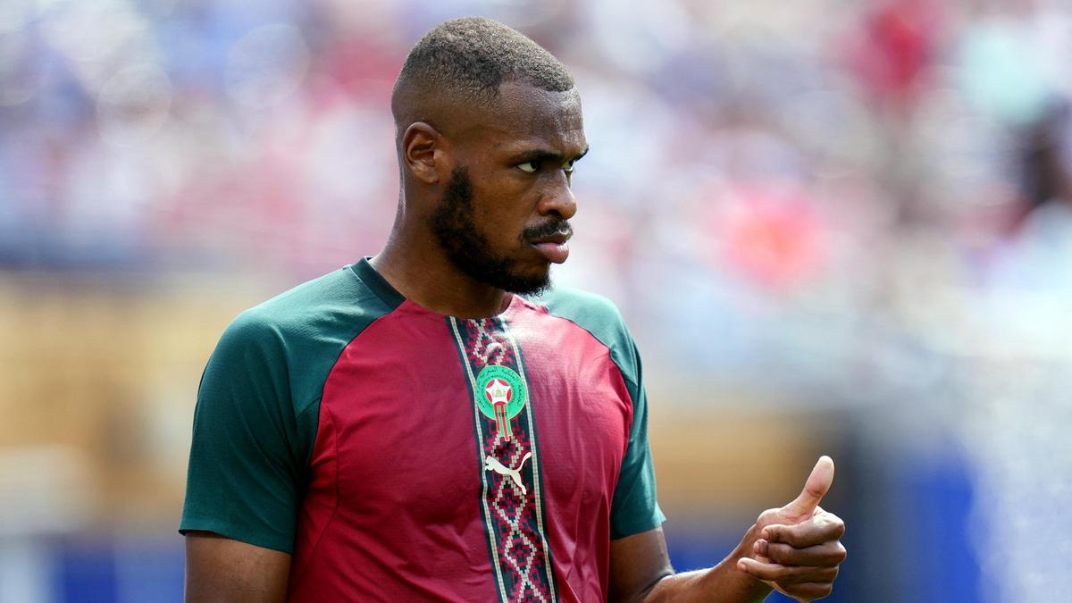 Notícias sobre transferências da Premier League: o zagueiro marroquino Issa Diop deixa o Fulham para ingressar no Ipswich após a promoção do clube