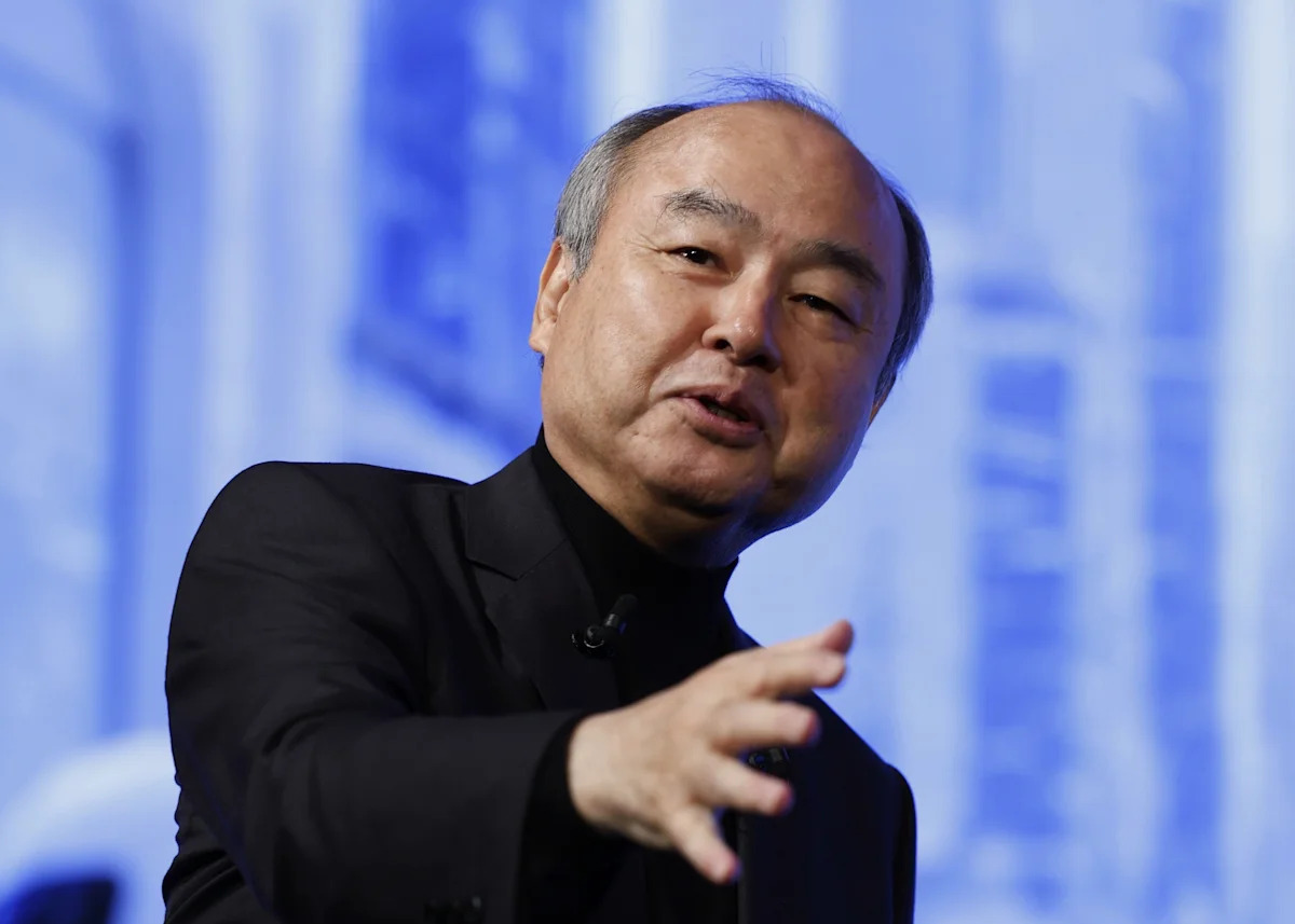 O CEO do Grupo SoftBank diz que são necessários US$ 5 trilhões por ano em todo o mundo para atender à demanda de IA