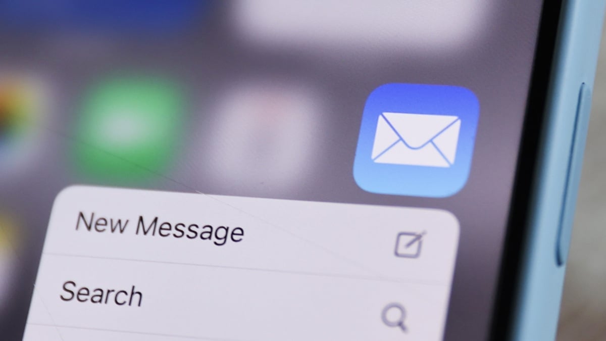 O 'Hide My Email' da Apple supostamente expõe seu endereço de e-mail real