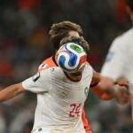 O Man Utd deve evitar cair na armadilha de Sofyan Amrabat novamente, em meio a ligações com o meio-campista Ederson dominadas