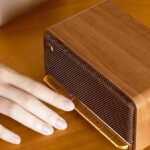 O alto-falante Edifier Vintage Wood Bluetooth digno de exibição está à venda na Amazon por menos de US $ 80