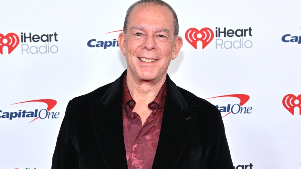 O apresentador de rádio Elvis Duran lança vídeo podcast Venture Podrophenia com Paul Heyman, MCM Studios para programas liderados por criadores (EXCLUSIVO)